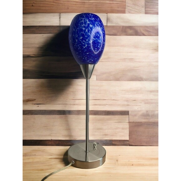 VTG Portable Luminaire ISSUE NO. BK-28,910 Art Deco Glass/Tulip Shade Table Lamp - Picture 13 of 13